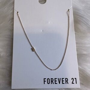 🩷5/$10!Forever 21 Silver Chain initial H Necklace